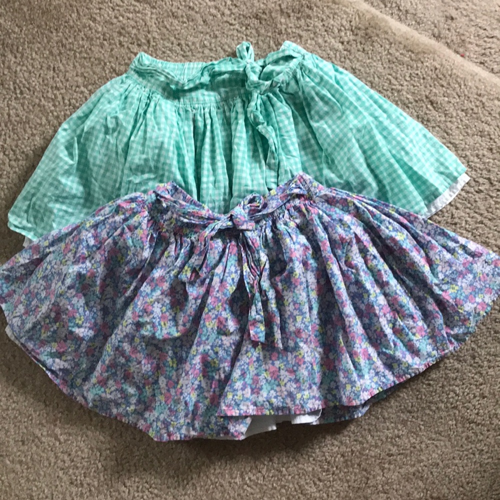 Carter’s floral bow skirts(size 8)